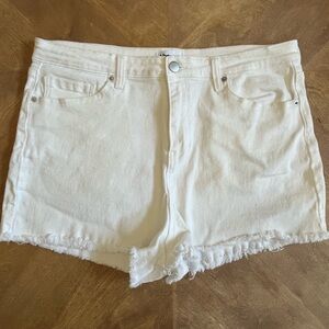 Abound White Frayed Hem Jean Shorts | Size 34